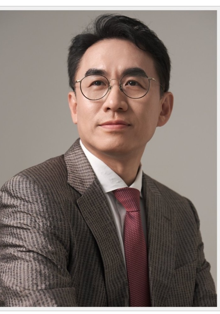 徐东完
